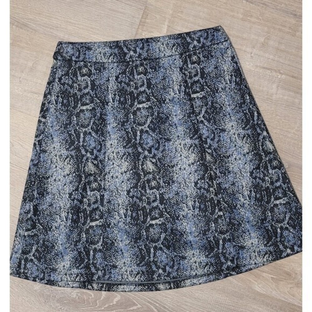 Soho Apparel Blue Black Snake Skin Print Pencil Skirt Women's Size‎ M